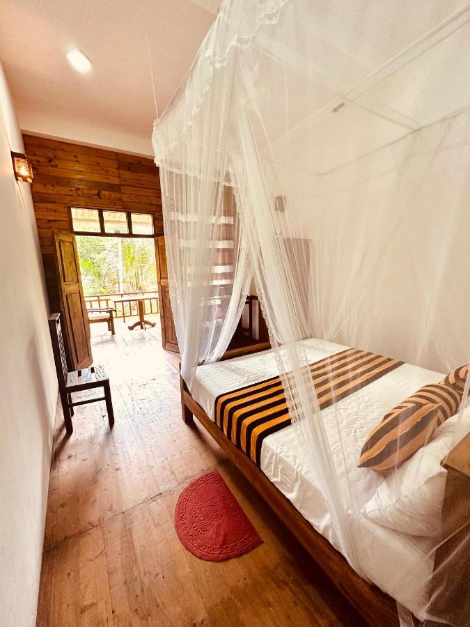 Chill Vibes Hiriketiya Hostel Dikwella Bagian luar foto
