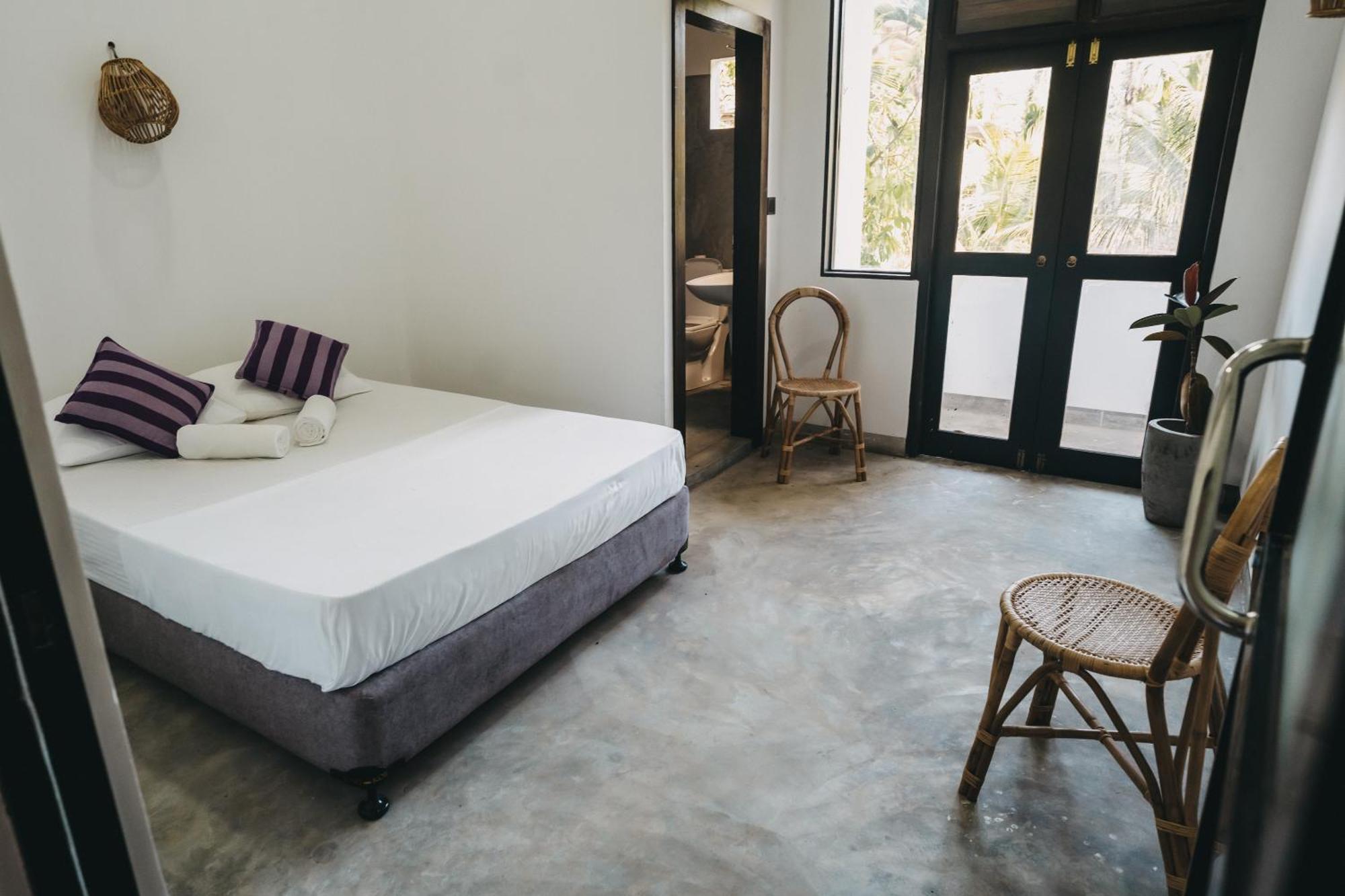 Chill Vibes Hiriketiya Hostel Dikwella Bagian luar foto